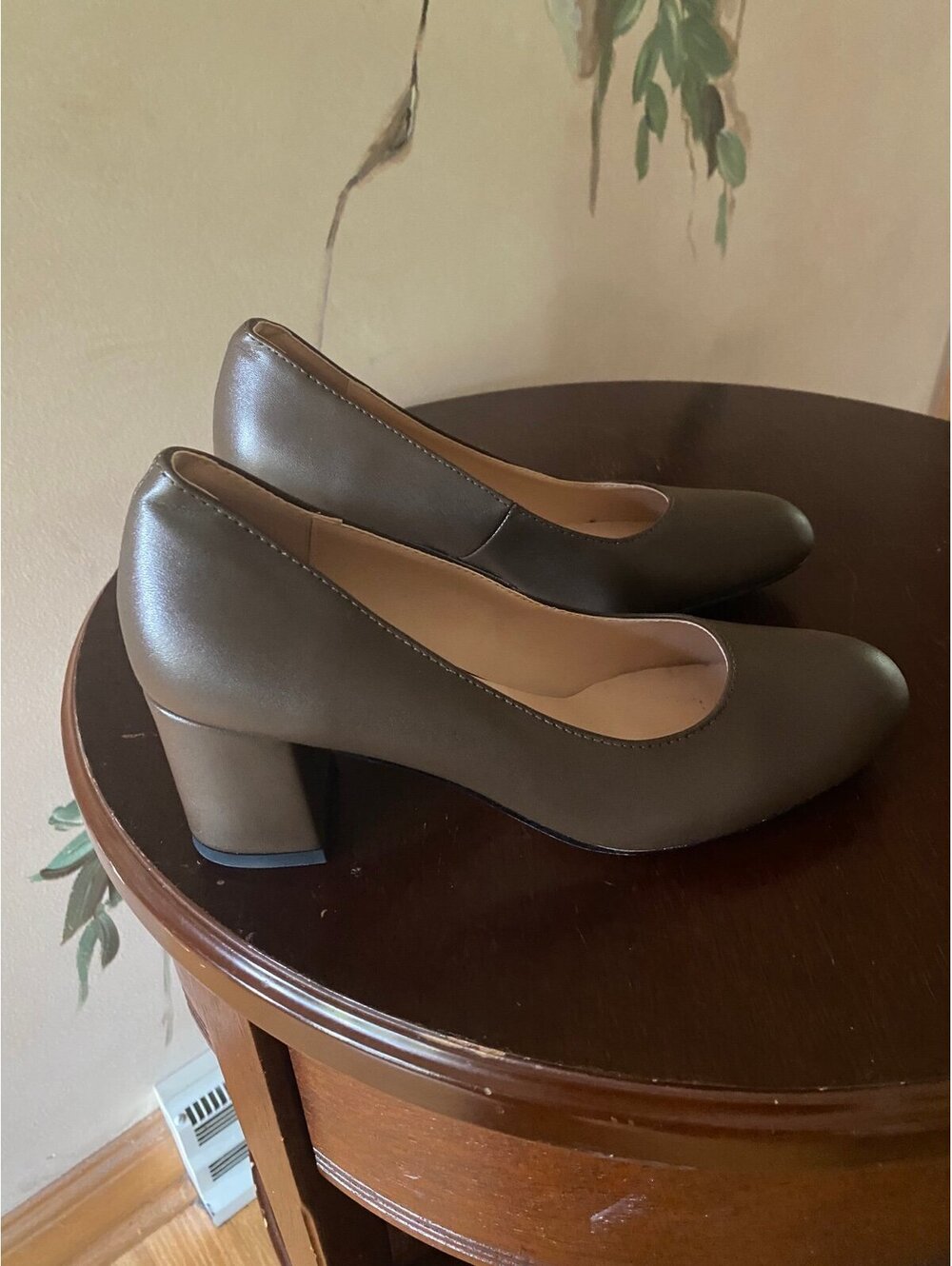 Moommo Women’s Classic Chunky Block Heel Pumps